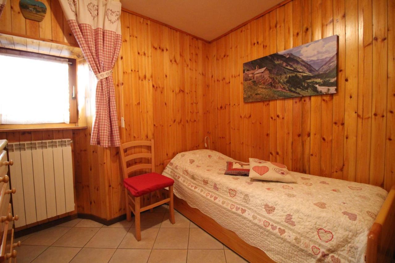 Lo Stambecco Holiday Apartment - Affitti Brevi Italia Брюссон Екстер'єр фото